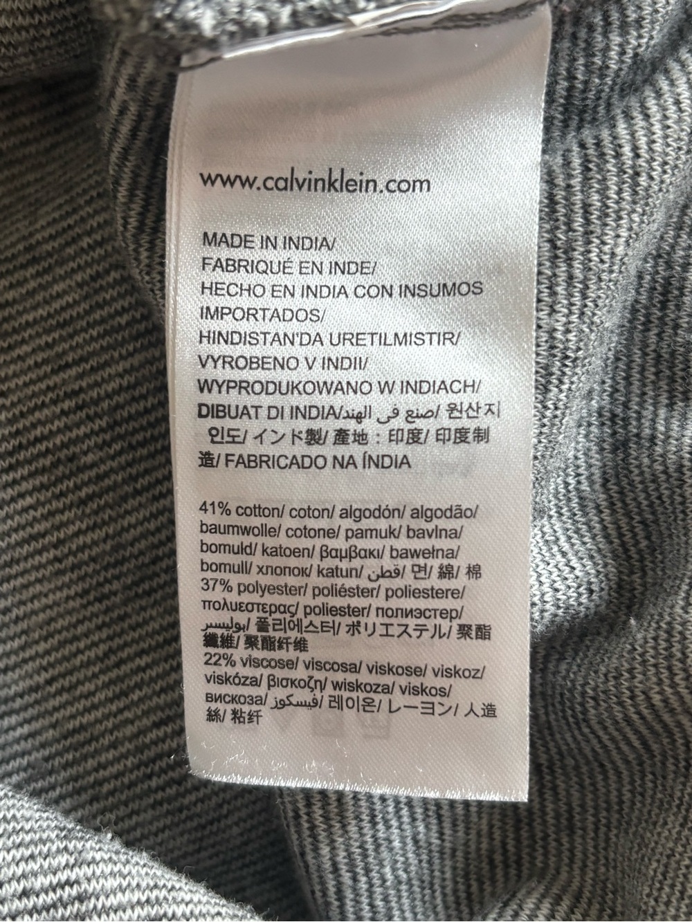 Calvin Klein Women’s Gray Pullover Hoodie Sweatshirt Size L CK Logo Lightweight - Picture 4 of 5
